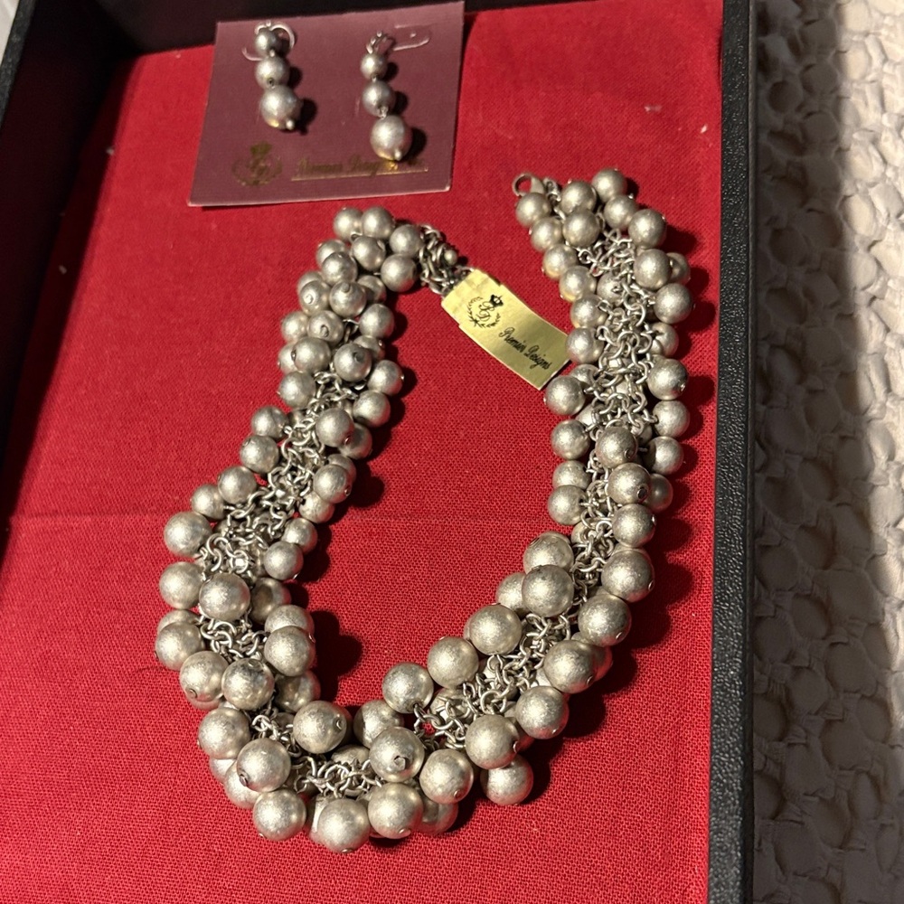 Elegant Antique Silver tone Necklace & Earrings Set by Premier Designs